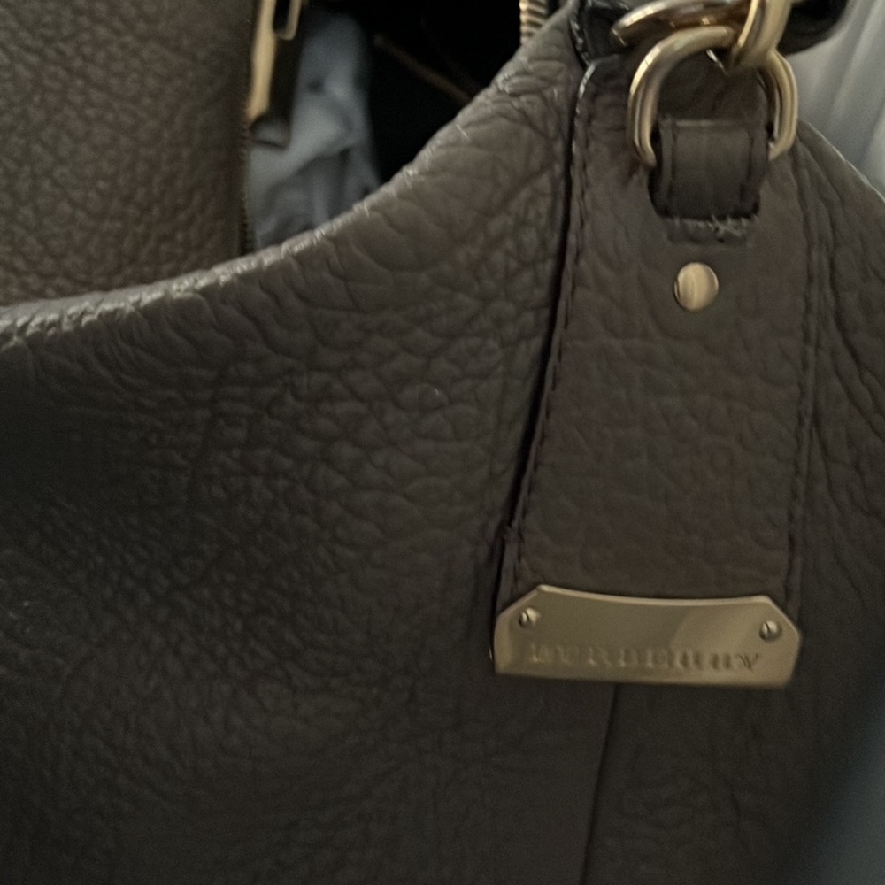 Burberry Gray Leather Shoulder Bag - Picture 3 of 11